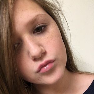 Meet your Posher, Mckenzie